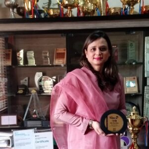 HRCA MEGA EVENTS presented Best Principal Award to Mrs Farah Iqbal